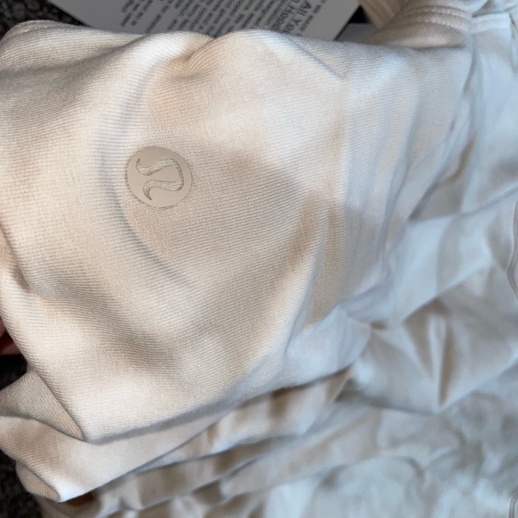 Lululemon LA all yours bubble hem hoodie size 10 - Picture 10 of 13